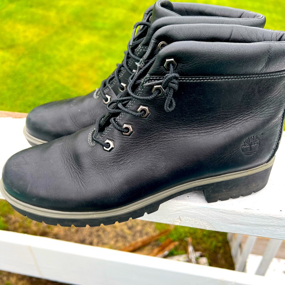 Timberland Women’s boots size 10.